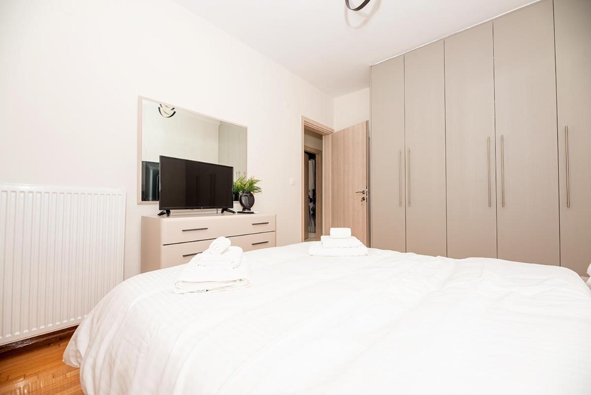 Central Luxury Apartment Szaloniki Kültér fotó