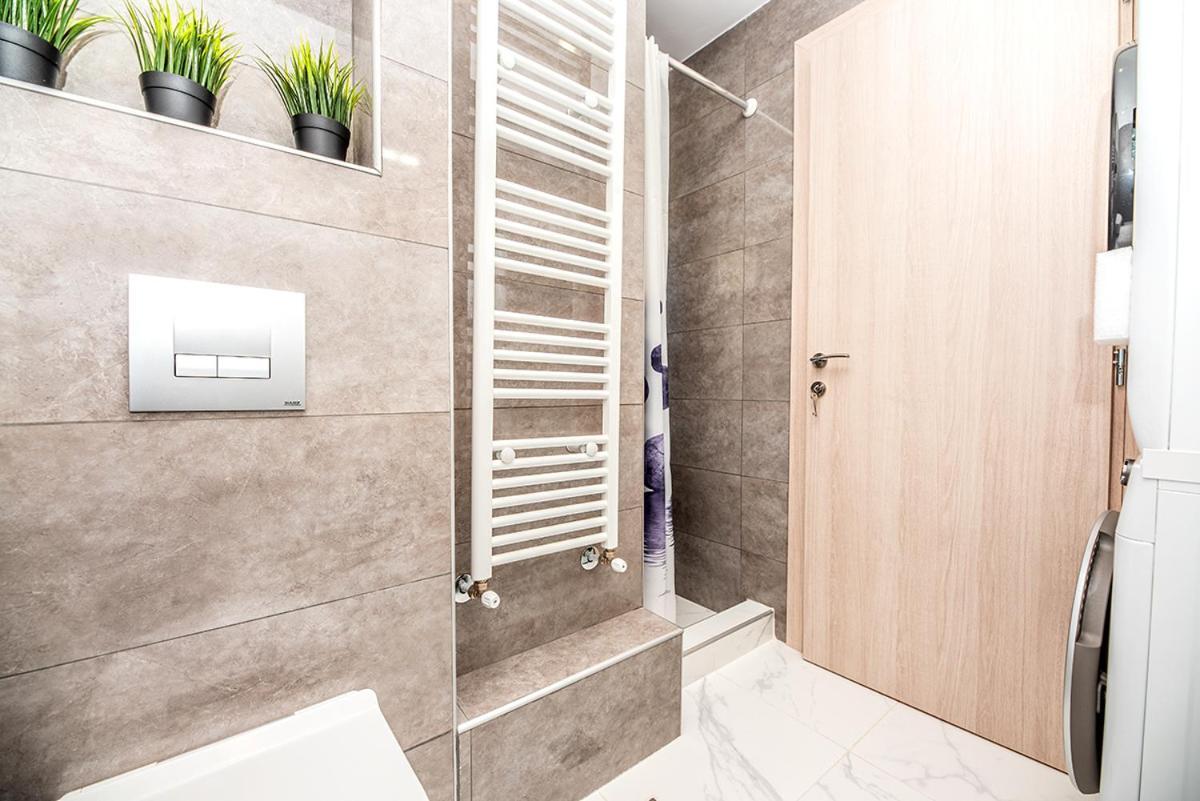 Central Luxury Apartment Szaloniki Kültér fotó